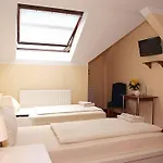 Schreder - Free Parking Hotel 3*