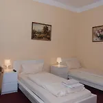 Hotel Schreder - Free Parking 3*