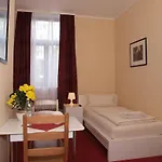 Schreder - Free Parking Hotel 3*