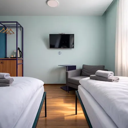 Schreder - Free Parking Hotel Munique