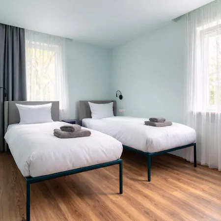 Schreder - Free Parking Hotel 3*