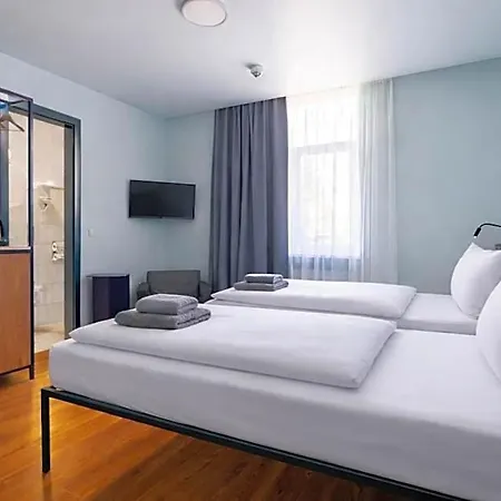 Schreder - Free Parking 3*