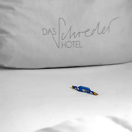 Schreder - Free Parking Hotel