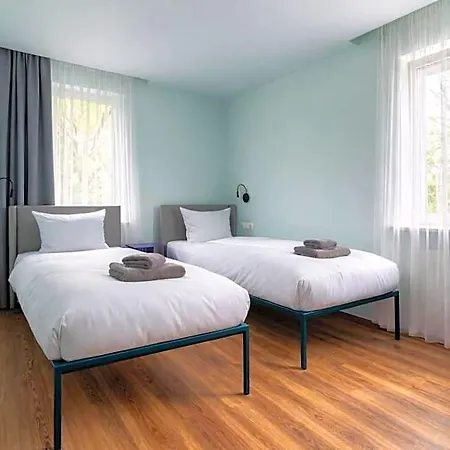 Schreder - Free Parking Hotel München