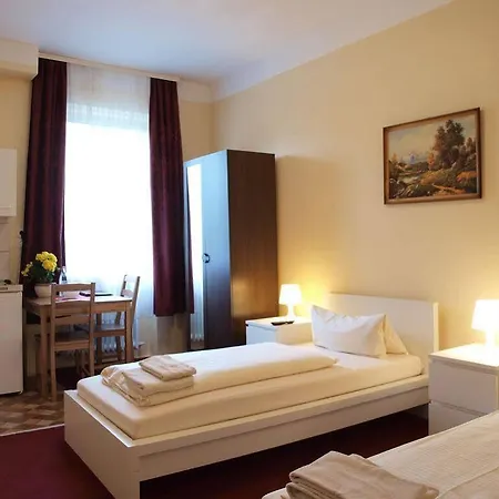 Hotel Schreder - Free Parking 3*