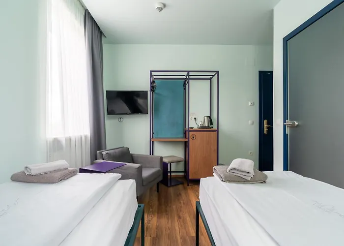 Schreder ホテル 3*