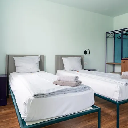 Schreder Hotel 2*
