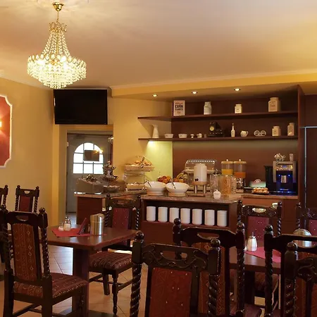 Schreder Hotel 2*
